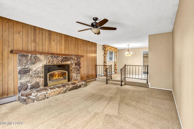 604 W Long Street, Carson City, NV 89703