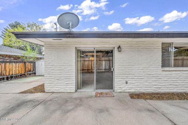 604 W Long Street, Carson City, NV 89703
