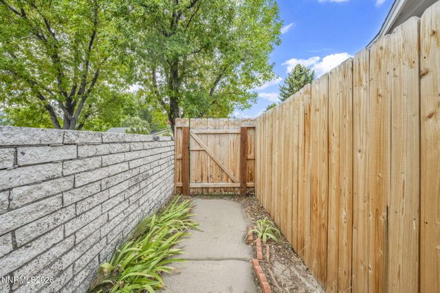604 W Long Street, Carson City, NV 89703