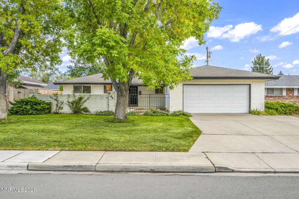 604 W Long Street, Carson City, NV 89703