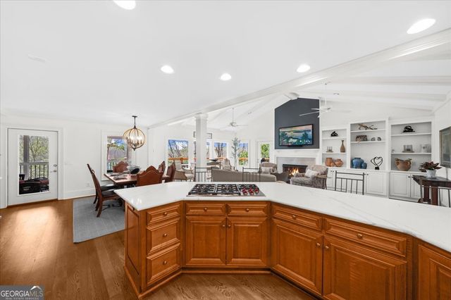 9230 Four Mile Creek Road, Gainesville, GA 30506