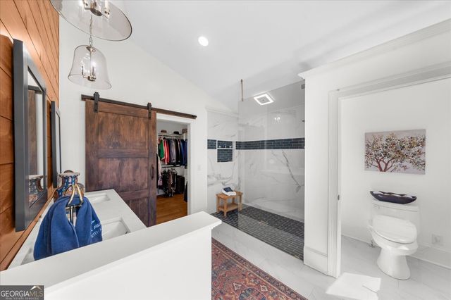 9230 Four Mile Creek Road, Gainesville, GA 30506