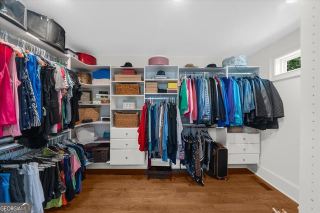 9230 Four Mile Creek Road, Gainesville, GA 30506