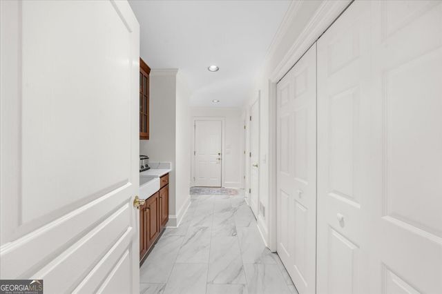 9230 Four Mile Creek Road, Gainesville, GA 30506