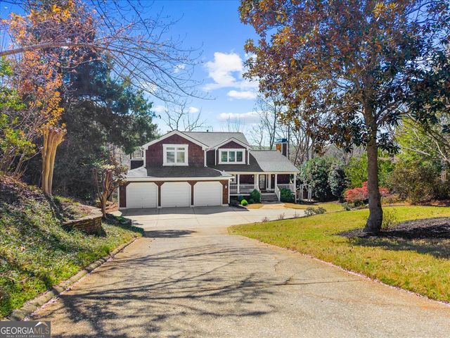 9230 Four Mile Creek Road, Gainesville, GA 30506