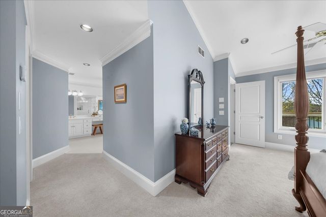 9230 Four Mile Creek Road, Gainesville, GA 30506