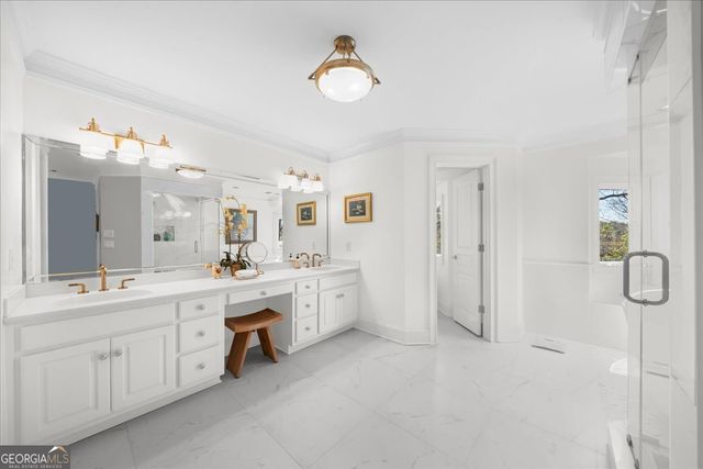 9230 Four Mile Creek Road, Gainesville, GA 30506