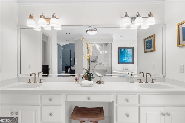 9230 Four Mile Creek Road, Gainesville, GA 30506