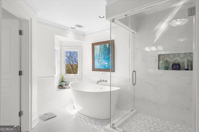 9230 Four Mile Creek Road, Gainesville, GA 30506