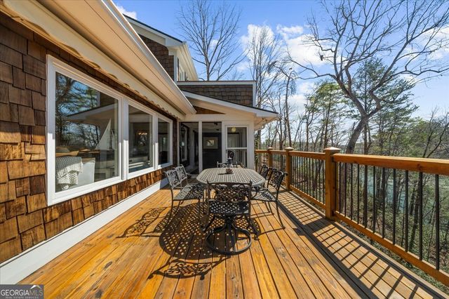 9230 Four Mile Creek Road, Gainesville, GA 30506