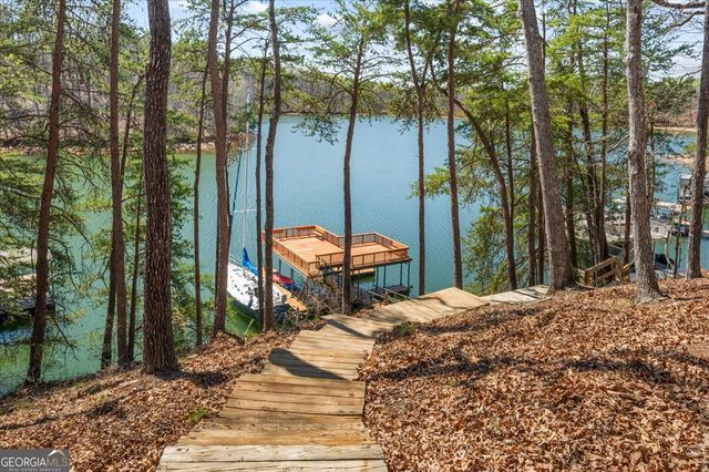 9230 Four Mile Creek Road, Gainesville, GA 30506