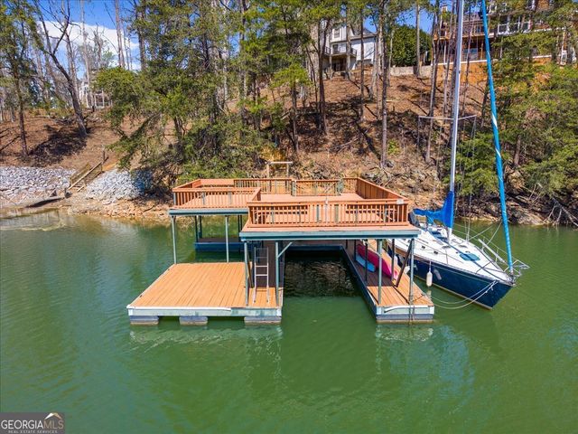 9230 Four Mile Creek Road, Gainesville, GA 30506