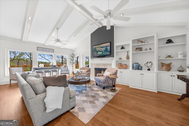 9230 Four Mile Creek Road, Gainesville, GA 30506