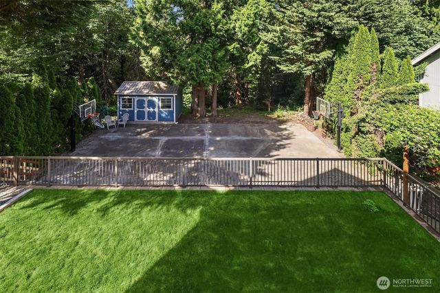 26326 222nd Avenue SE, Maple Valley, WA 98038