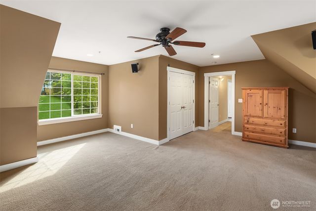 26326 222nd Avenue SE, Maple Valley, WA 98038