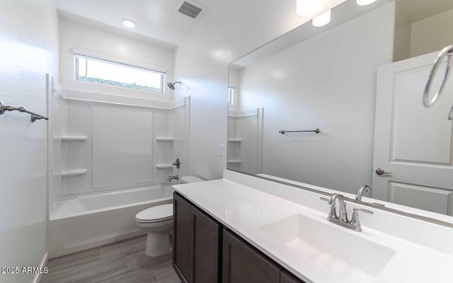 18783 N AVELINO Drive, Maricopa, AZ 85138