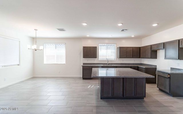 18783 N AVELINO Drive, Maricopa, AZ 85138