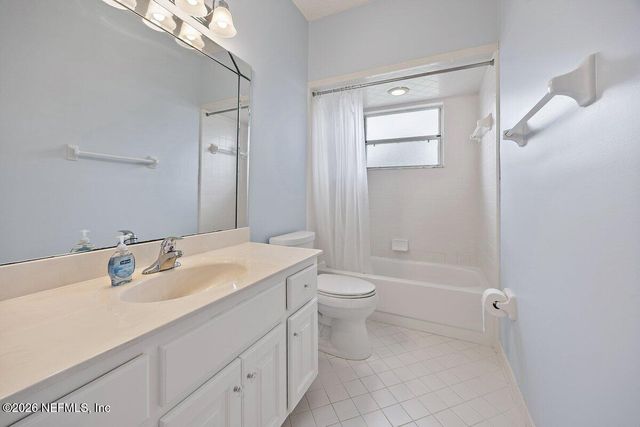 12481 TURNBERRY Drive, Jacksonville, FL 32225