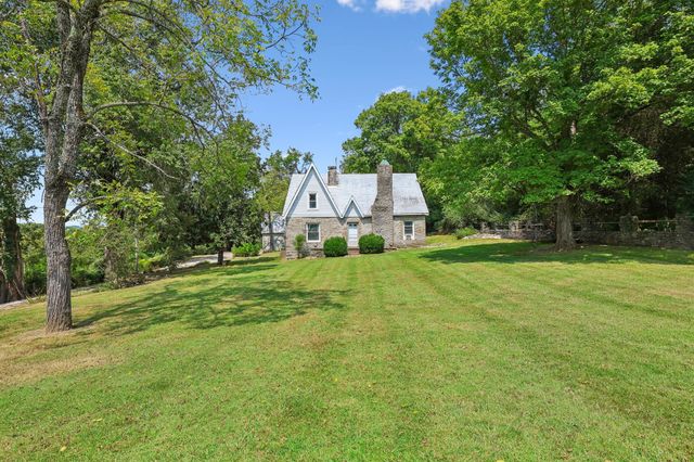 6410 Arno College Grove Rd, College Grove, TN 37046