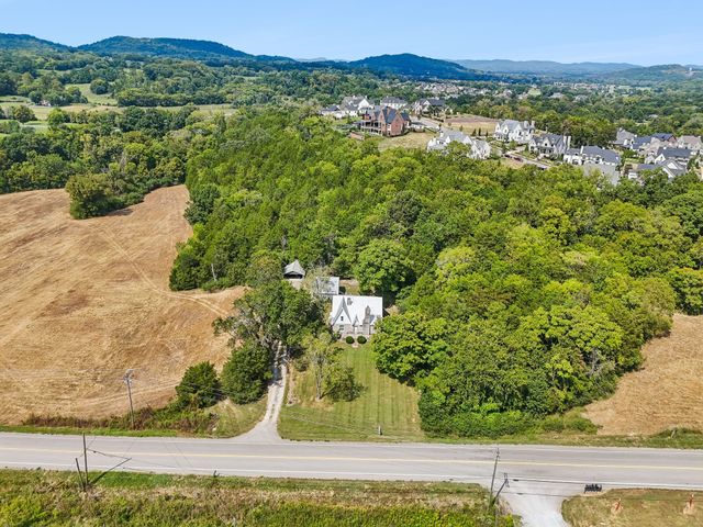 6410 Arno College Grove Rd, College Grove, TN 37046