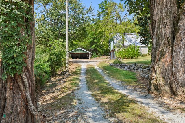 6410 Arno College Grove Rd, College Grove, TN 37046
