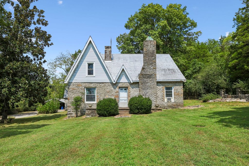 6410 Arno College Grove Rd, College Grove, TN 37046
