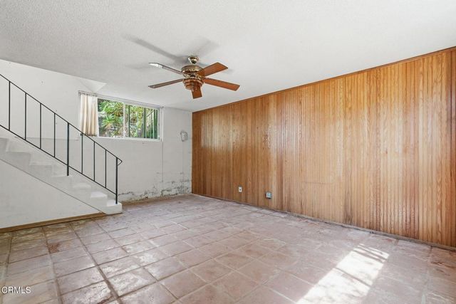 1876 Kaweah Drive, Pasadena, CA 91105