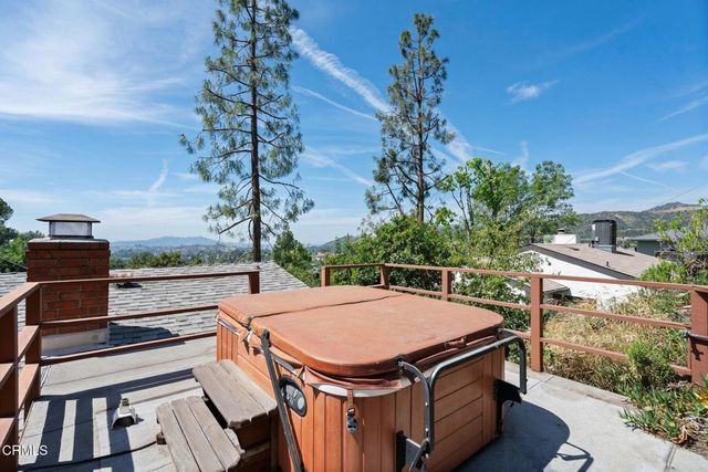 1876 Kaweah Drive, Pasadena, CA 91105