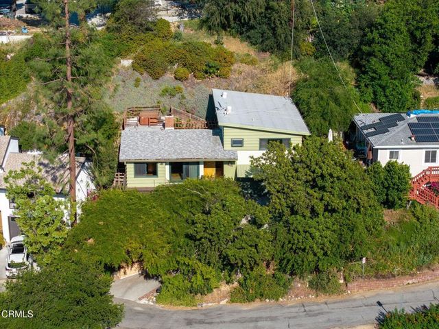 1876 Kaweah Drive, Pasadena, CA 91105