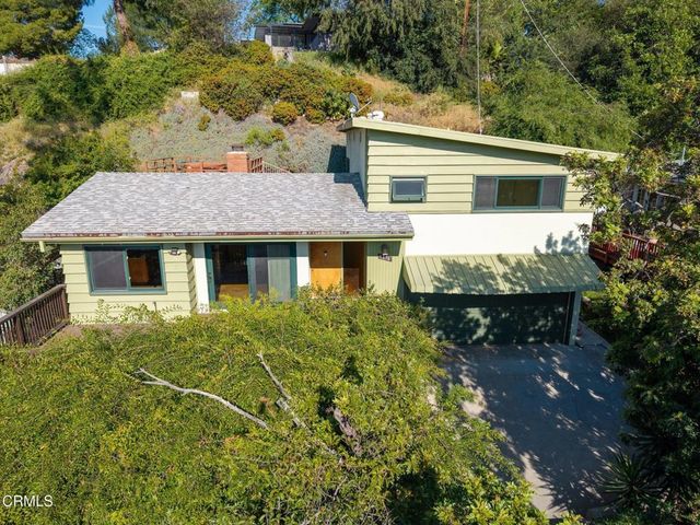 1876 Kaweah Drive, Pasadena, CA 91105