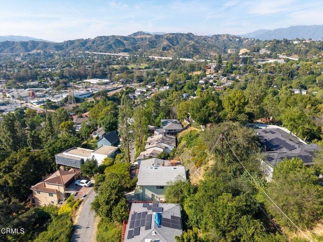 1876 Kaweah Drive, Pasadena, CA 91105