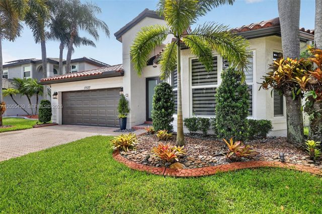 17537 SW 28th Ct, Miramar, FL 33029