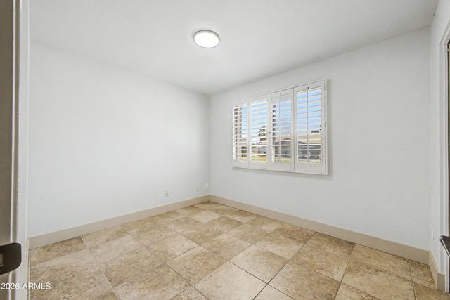 4350 W MESCAL Street, Glendale, AZ 85304