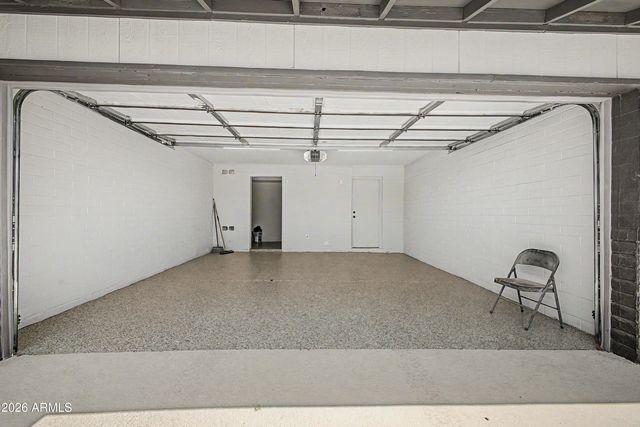 4350 W MESCAL Street, Glendale, AZ 85304