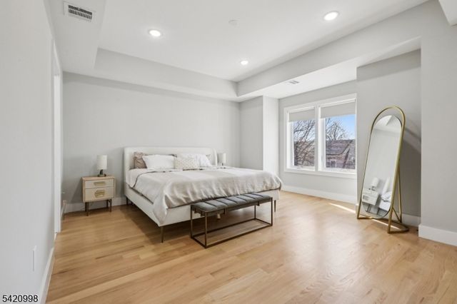 130 Brighton Ave, Kearny Town, NJ 07032