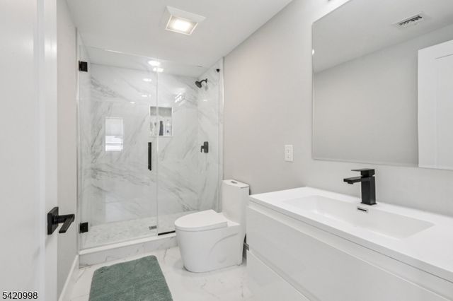 130 Brighton Ave, Kearny Town, NJ 07032