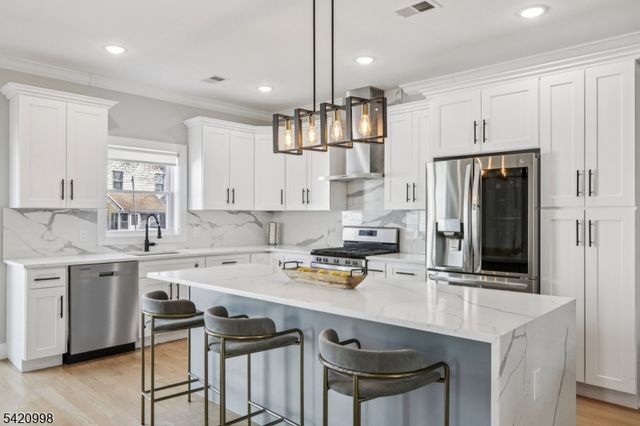 130 Brighton Ave, Kearny Town, NJ 07032