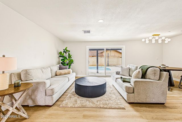 14216 N 39TH Drive, Phoenix, AZ 85053