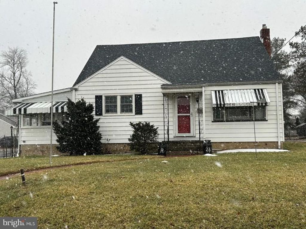 28 PANCOAST BLVD, Delran, NJ 08075