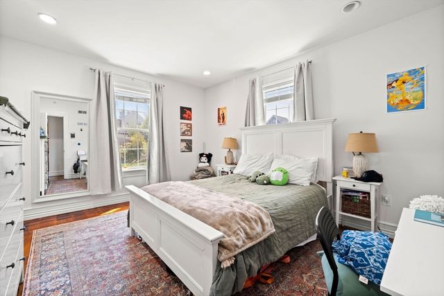 47 Julian St 2, Boston, MA 02125