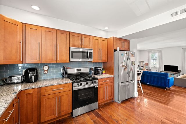 47 Julian St 2, Boston, MA 02125