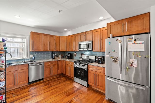 47 Julian St 2, Boston, MA 02125