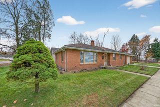 2206 Prast Street, South Bend, IN 46628
