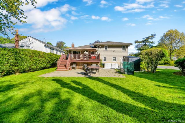39 Harding Drive, New Rochelle, NY 10801