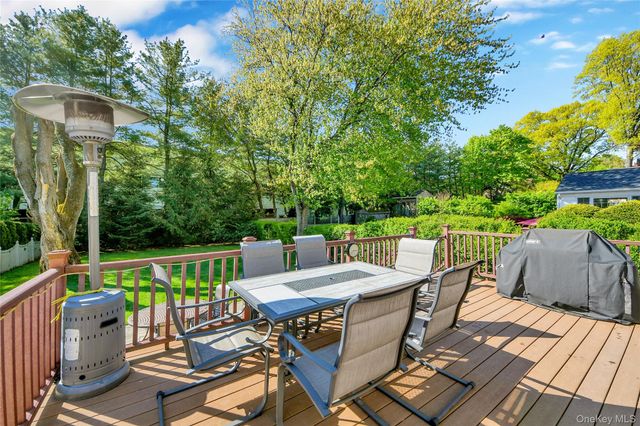 39 Harding Drive, New Rochelle, NY 10801