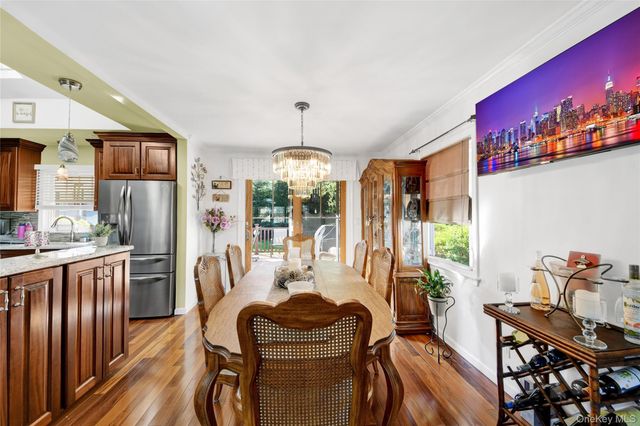 39 Harding Drive, New Rochelle, NY 10801