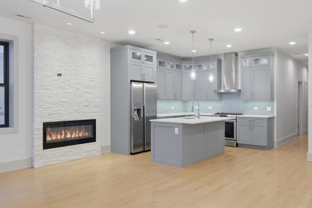 4226 S Ellis Avenue 4S, Chicago, IL 60653