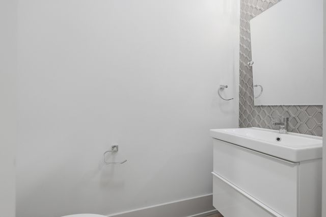 4226 S Ellis Avenue 4S, Chicago, IL 60653