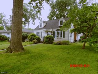 732 Grove St, Rahway City, NJ 07065
