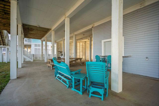 20627 E Sand Hill Drive, Galveston, TX 77554